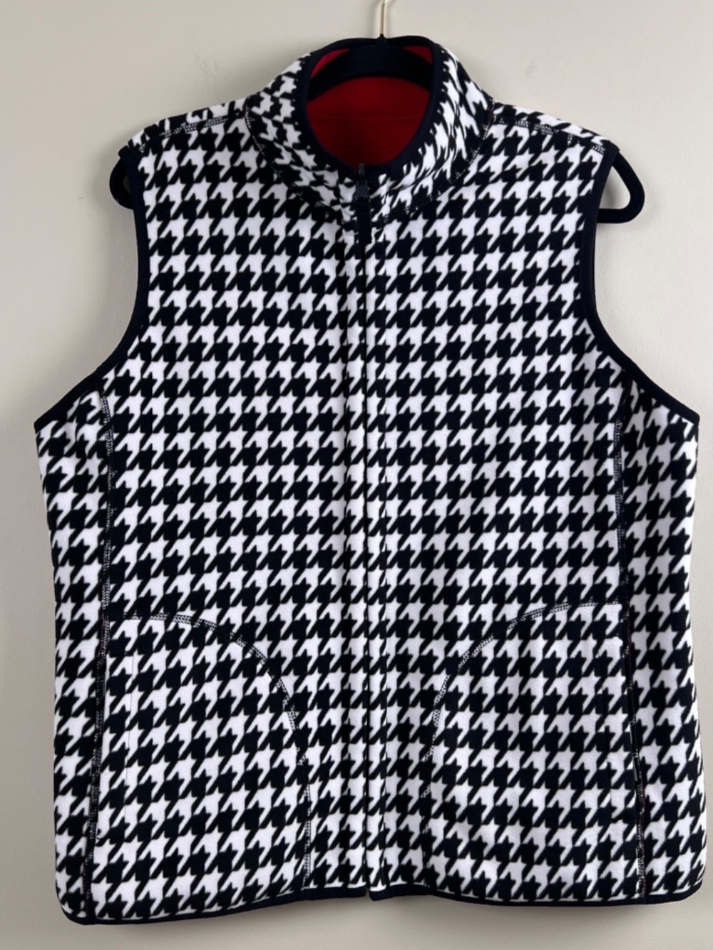 Kim Rogers Women Size Large Reversible Black White Houndstooth Red Fleece Vest